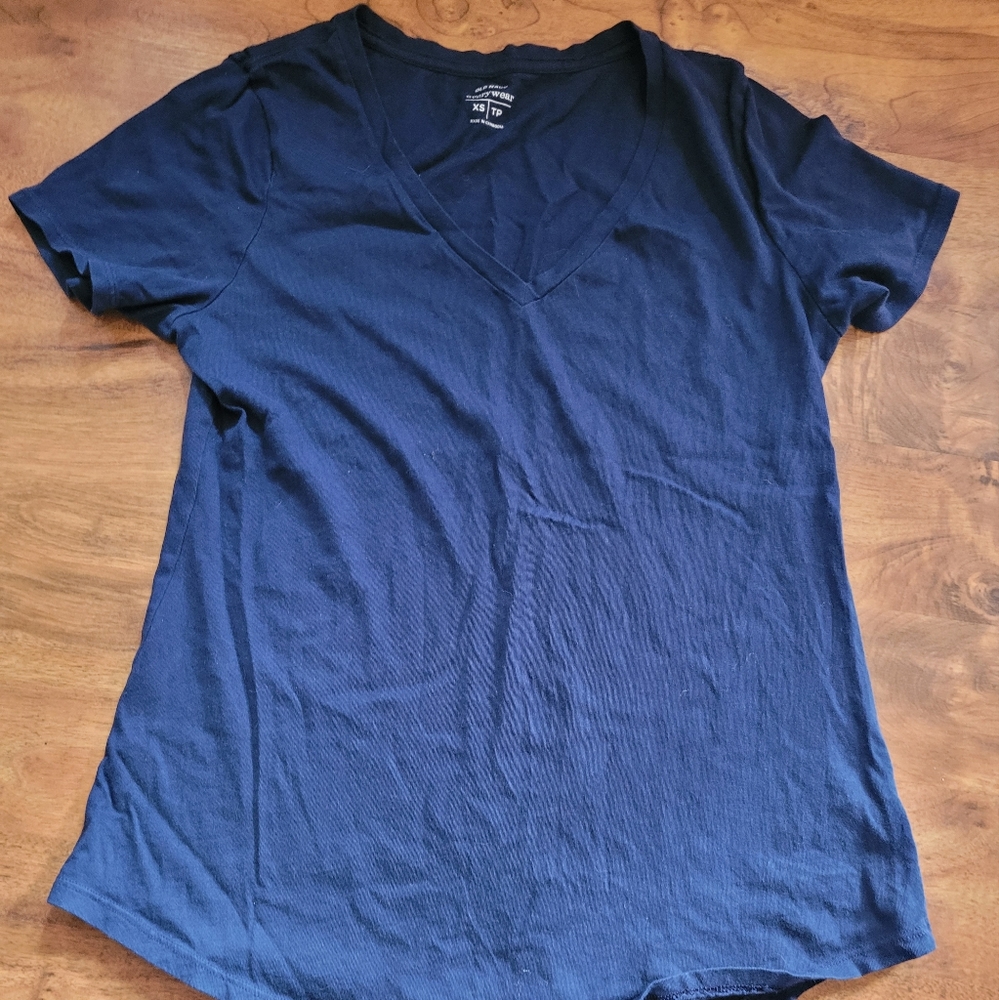 Old navy shirt